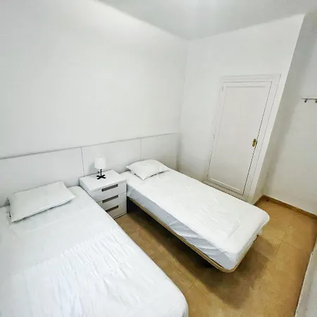 Domuum Holidays - Sonsoles Apartment Salou